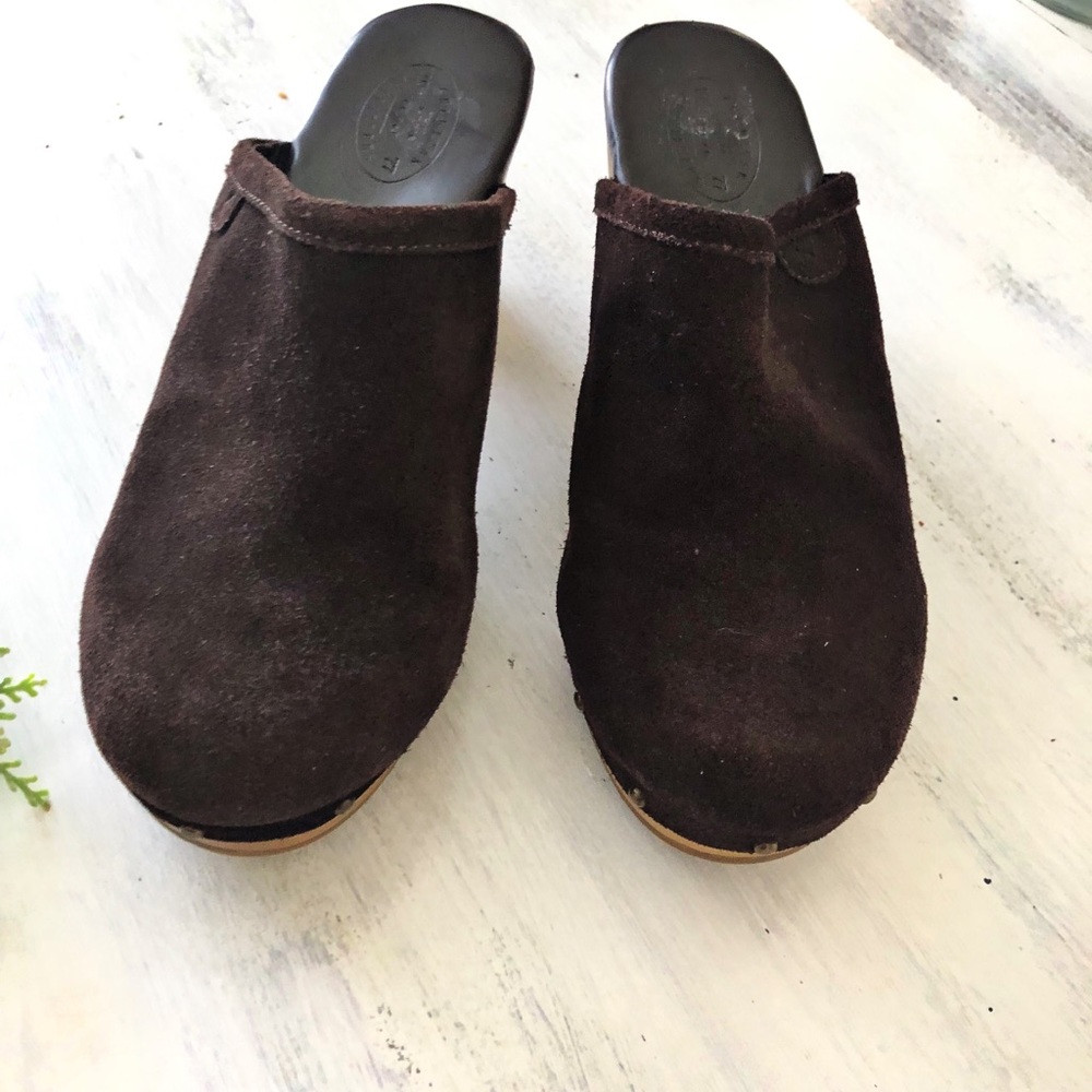 American Eagle Suede Clog Heels - Picture 6 of 8